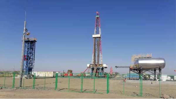 <i style='color:red'>青海油田</i>10萬噸頁巖油效益建產(chǎn)先導試驗區(qū)全面啟動